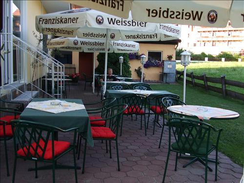 Alpenhof Hotel 3*